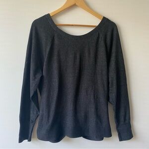 Victoria’s Secret Tie Knot Back Pullover Size XL